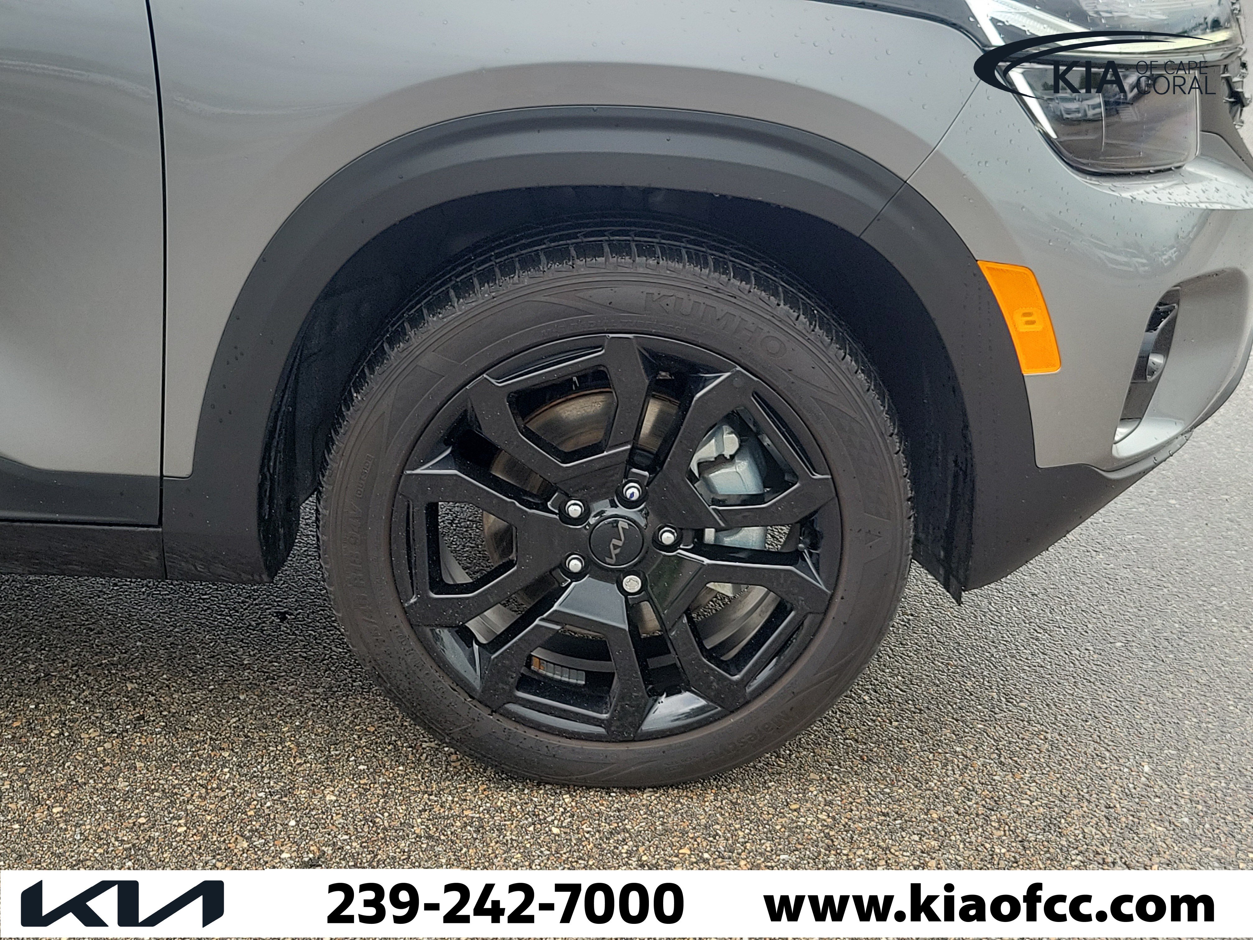 Certified 2025 Kia Seltos X-Line AWD/4WD image 7
