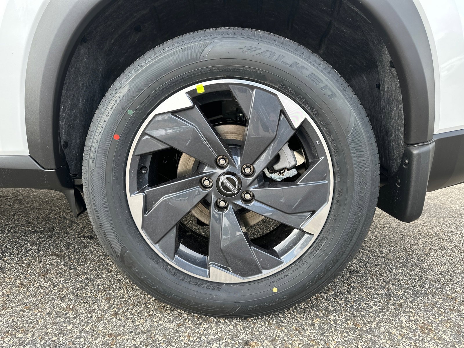 New 2026 Nissan Rogue SV image 20