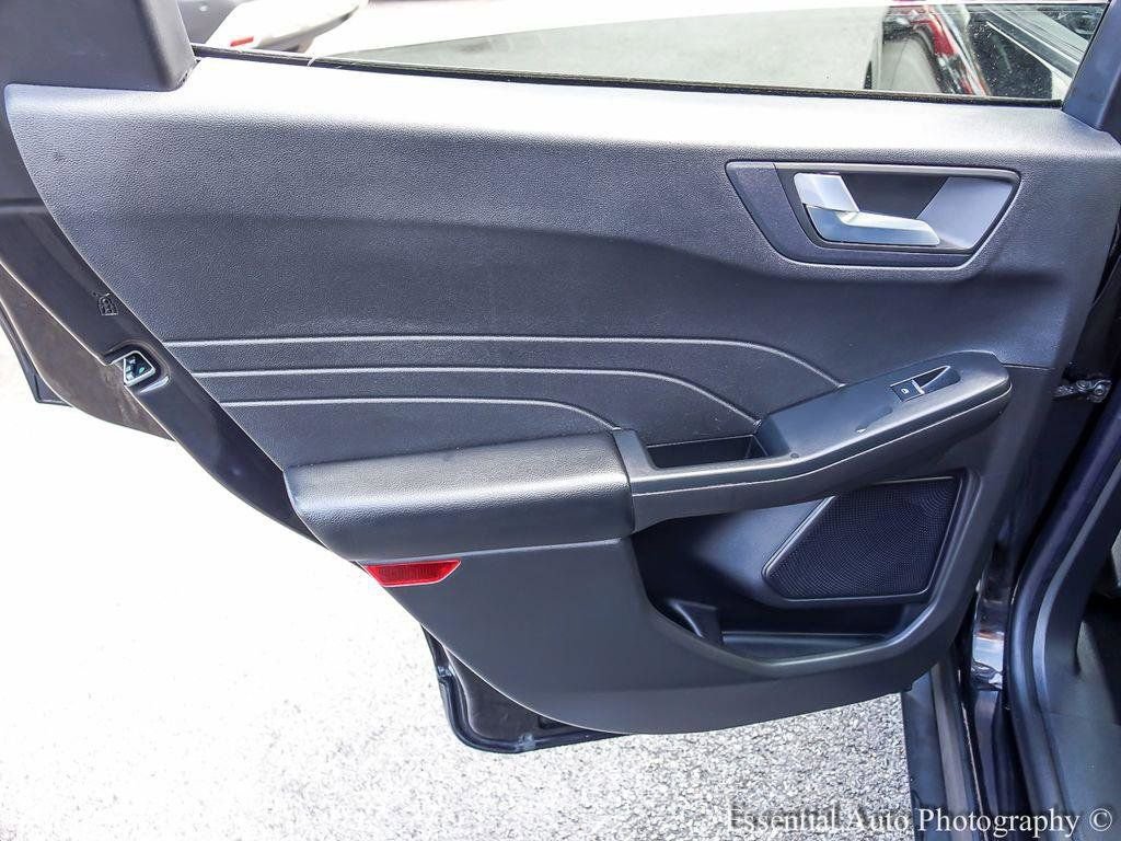 Used 2023 Ford Escape ST-Line w/ Tech Pack #1 image 22