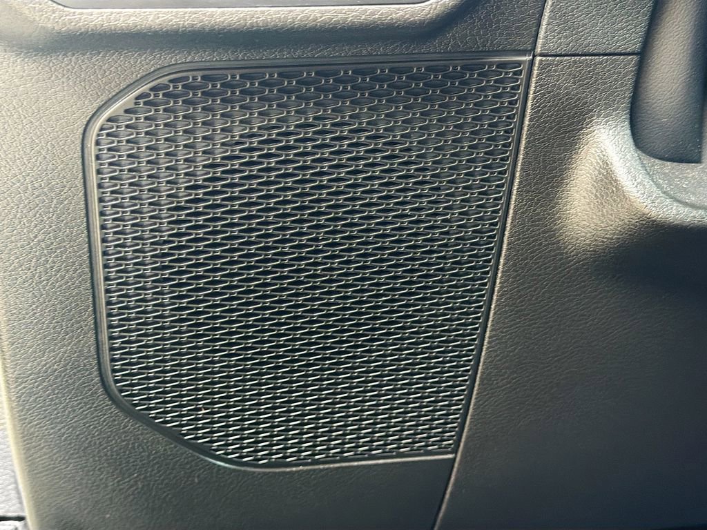 Used 2025 Jeep Wrangler Unlimited Sahara image 19