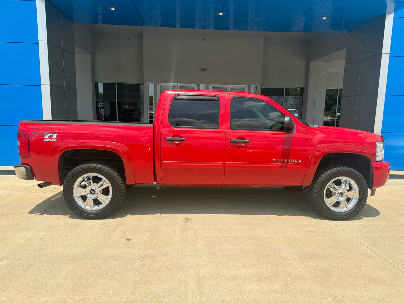 Used 2011 Chevrolet Silverado 1500 LS AWD/4WD image 8