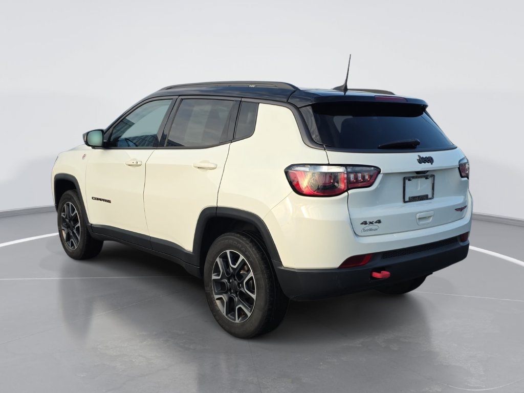 Used 2019 Jeep Compass Trailhawk AWD/4WD image 6