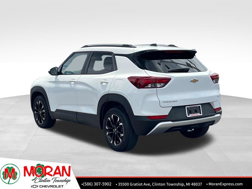Certified 2023 Chevrolet TrailBlazer LT w/ Convenience Package FWD image 4