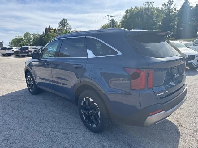 Certified 2024 Kia Sorento S w/ Panoramic Sunroof Package AWD/4WD image 5