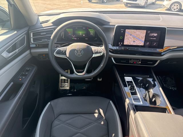 Used 2024 Volkswagen Atlas Peak Edition SEL image 14