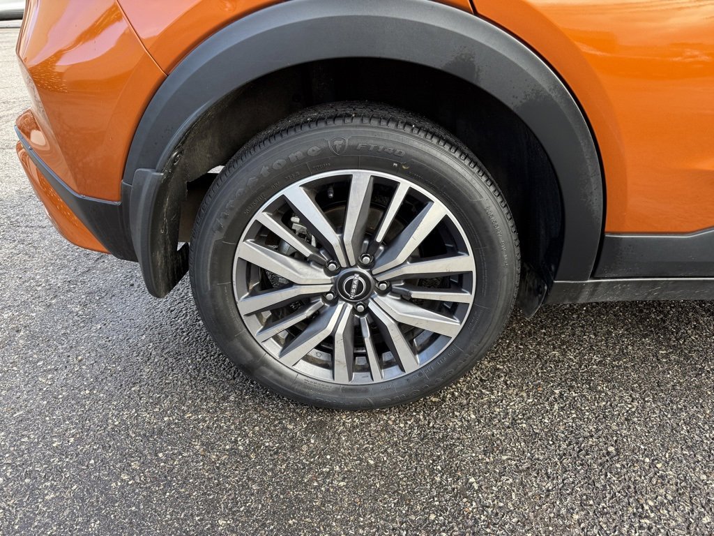 Used 2024 Nissan Kicks SV image 31
