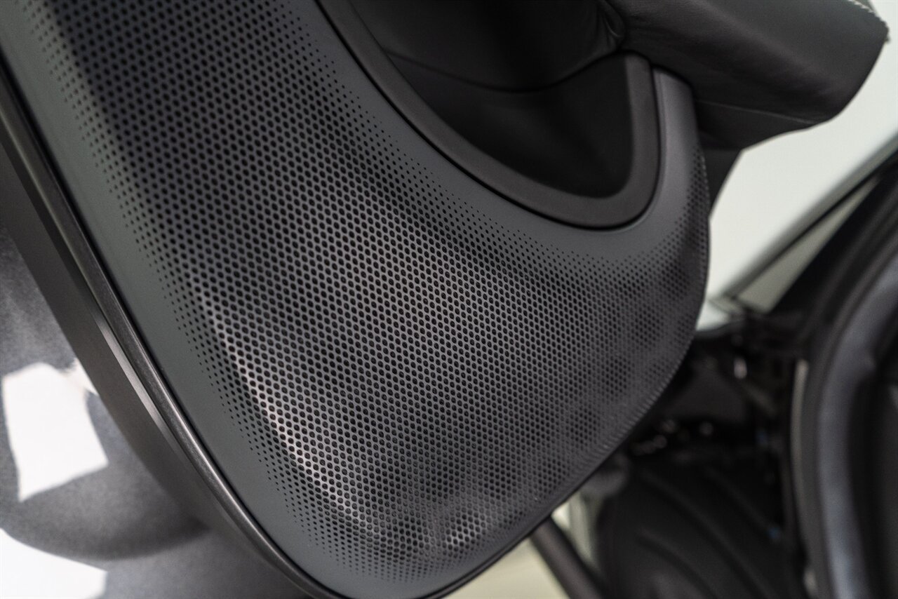 Used 2019 McLaren 570S Coupe RWD image 57