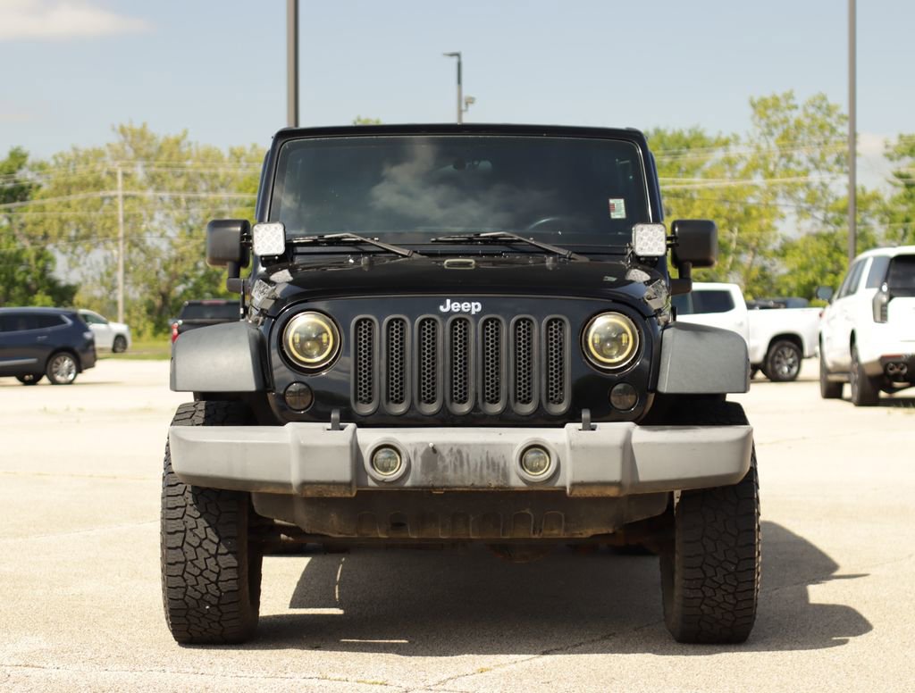 Used 2015 Jeep Wrangler Unlimited Sport AWD/4WD image 2