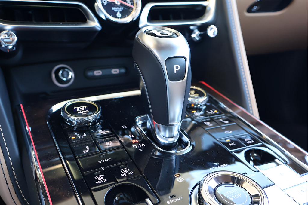 New 2026 Bentley Flying Spur Plug-In Hybrid AWD/4WD image 28