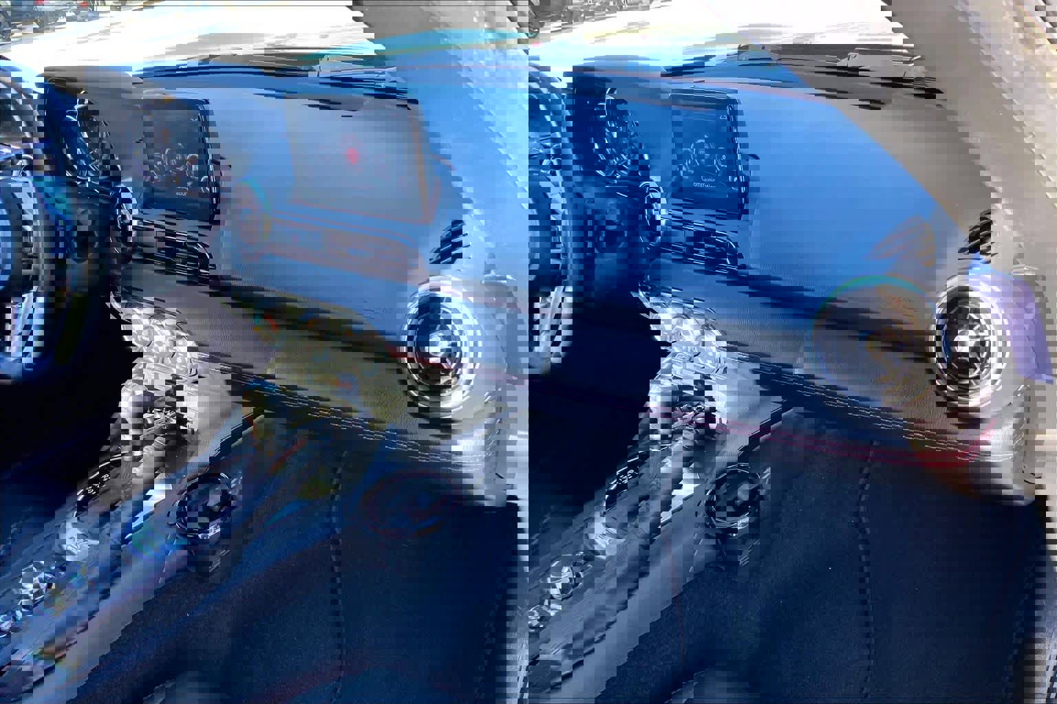 Used 2019 MAZDA MX-5 Miata RF Grand Touring image 15