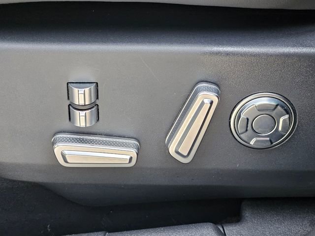 Used 2026 Lincoln Nautilus Reserve image 24