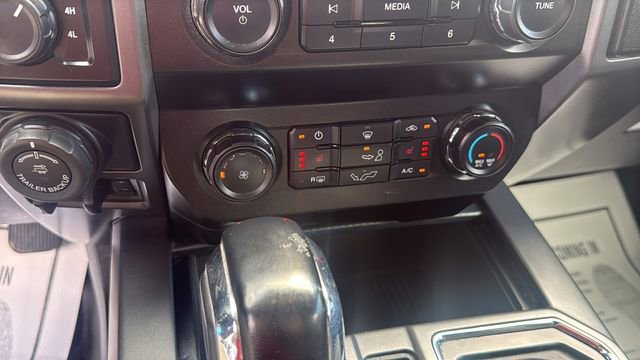 Used 2019 Ford F150 XLT w/ Equipment Group 302A Luxury AWD/4WD image 20