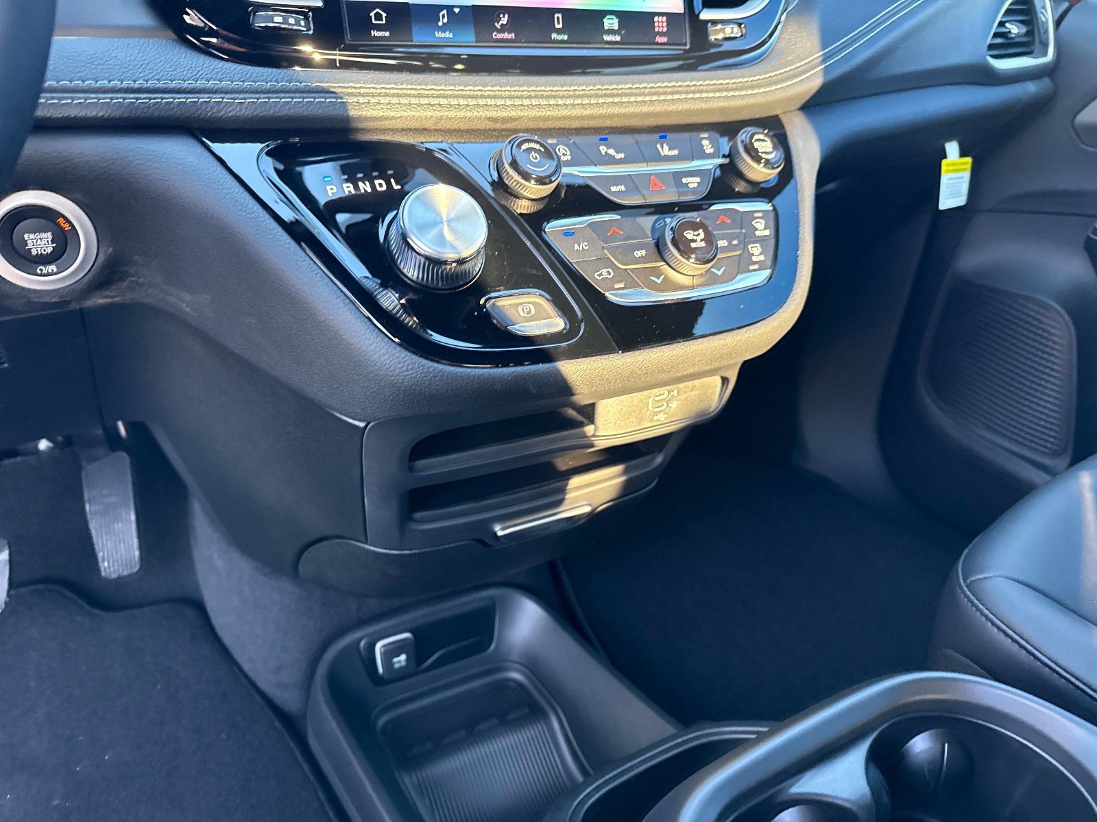 New 2026 Chrysler Pacifica Select image 25