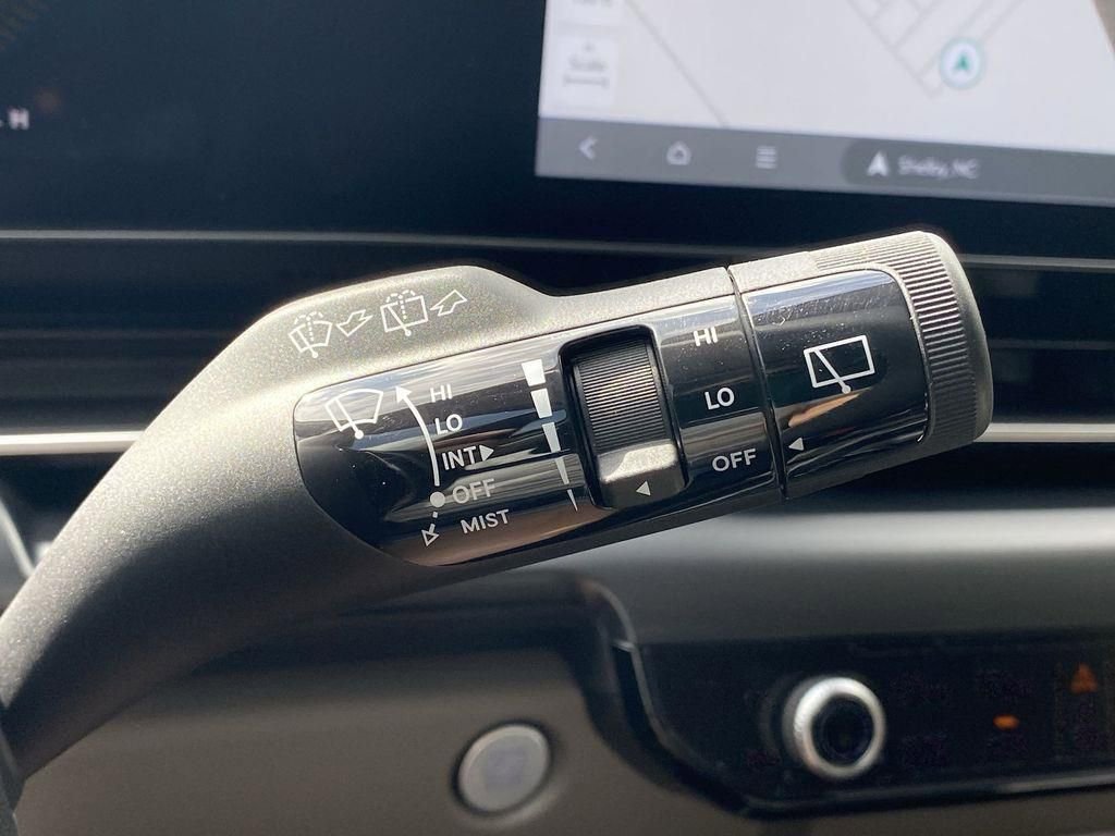 New 2026 Kia Carnival FWD image 35