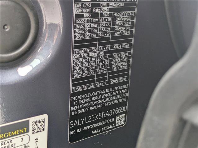 Used 2024 Land Rover Range Rover Velar Dynamic SE image 27