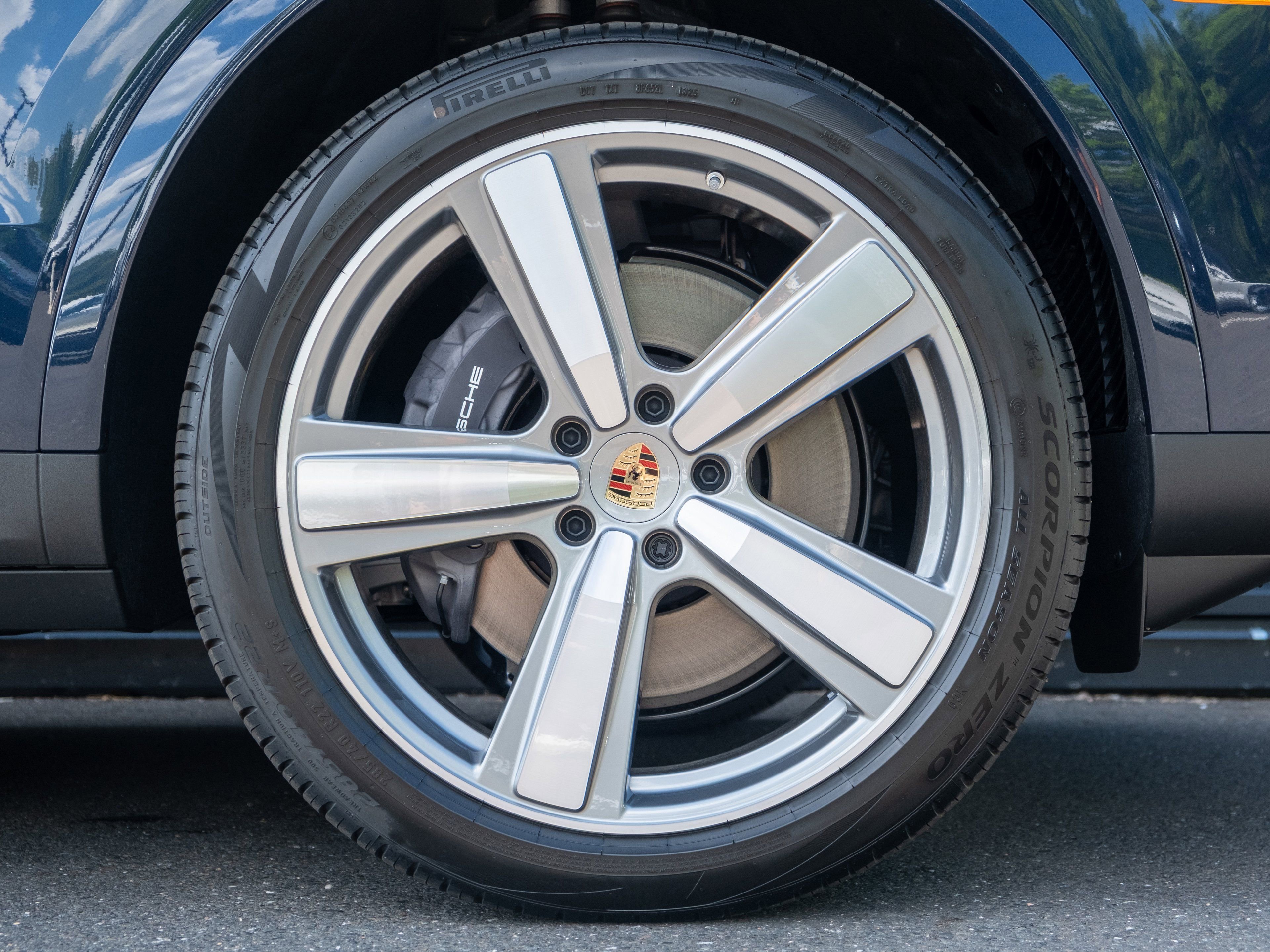 Certified 2026 Porsche Cayenne image 15