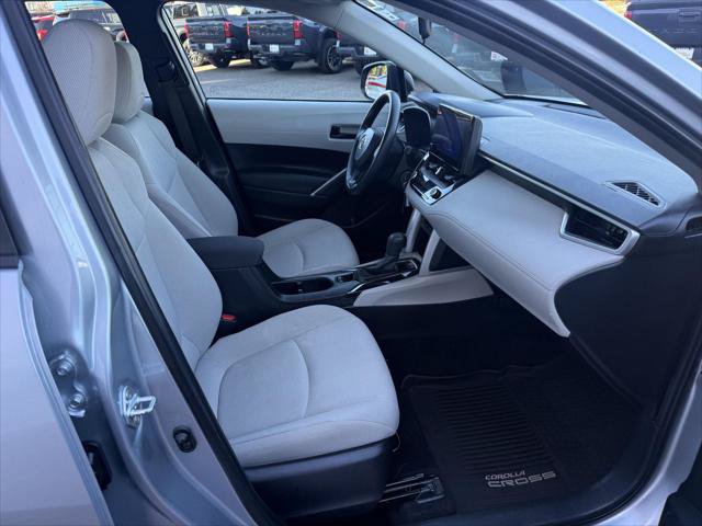 Certified 2023 Toyota Corolla Cross L AWD/4WD image 19