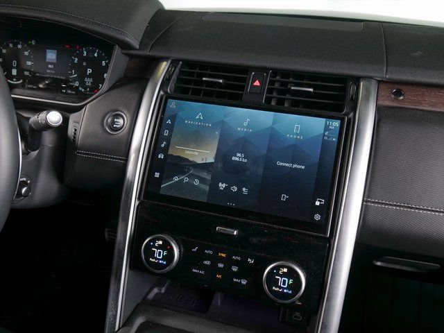 Certified 2025 Land Rover Discovery Dynamic SE AWD/4WD image 14