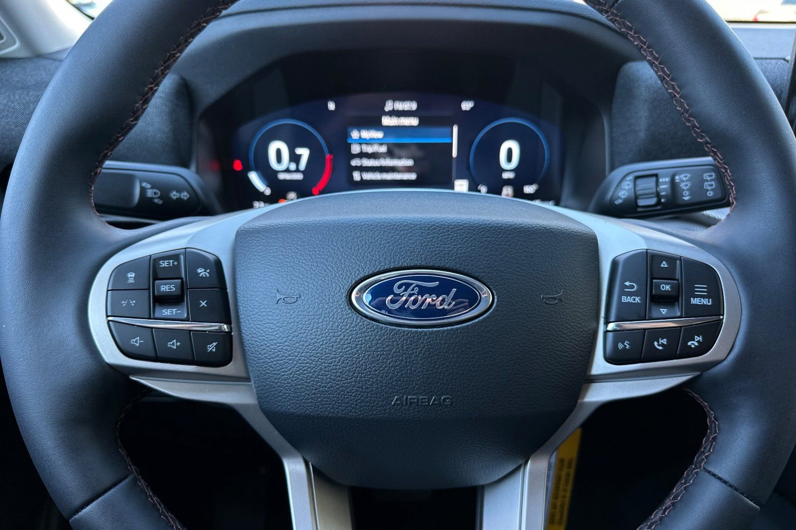 New 2026 Ford Explorer Active w/ Active Comfort Package image 24