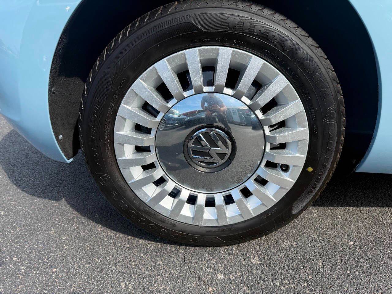 Used 2014 Volkswagen Beetle 2.5 image 12