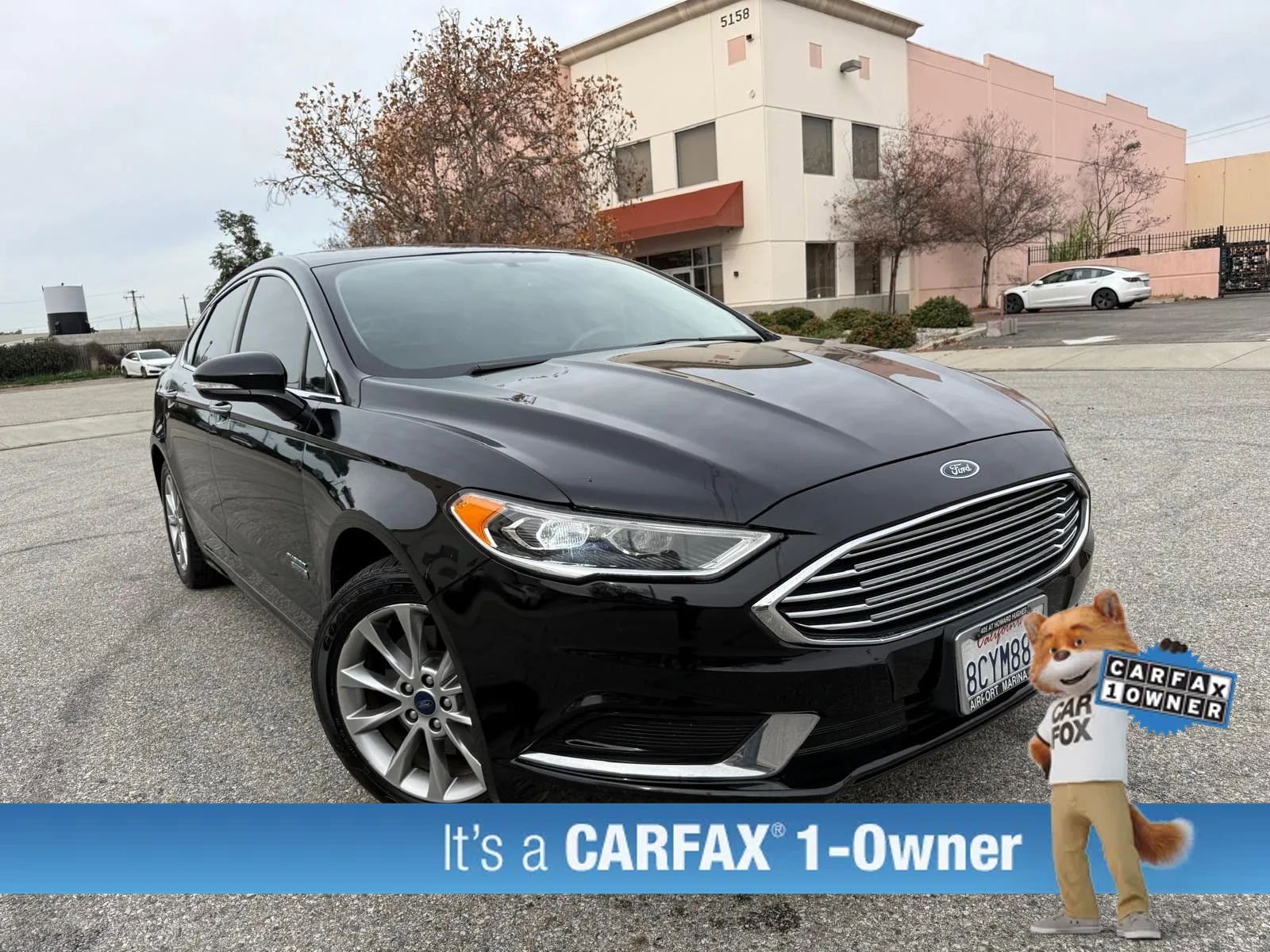 Used 2018 Ford Fusion Energi SE image 2