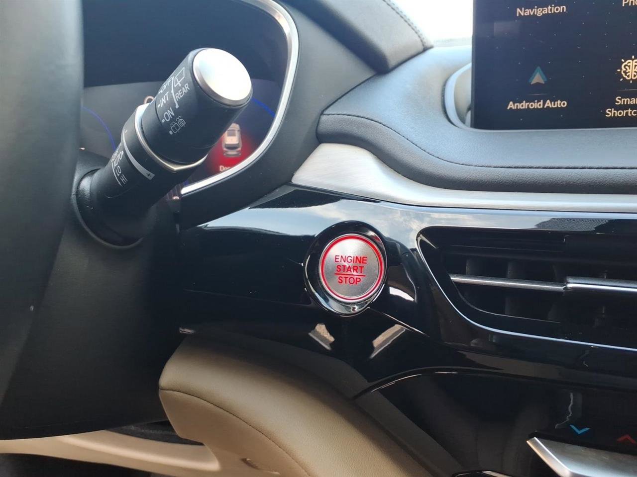 Used 2023 Acura MDX FWD w/ Technology Package image 9