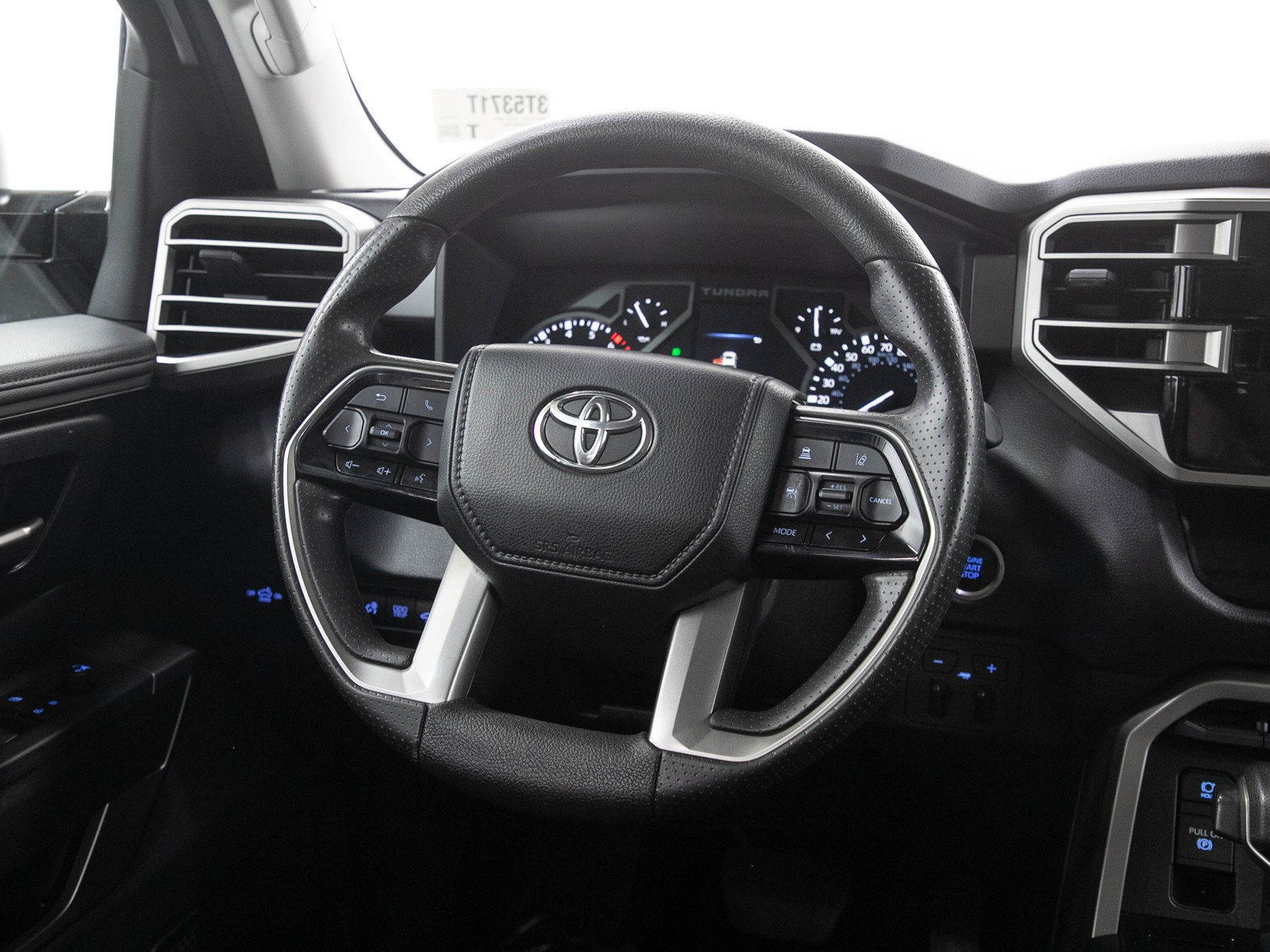 Used 2022 Toyota Tundra SR5 w/ SR5 Convenience Package AWD/4WD image 19