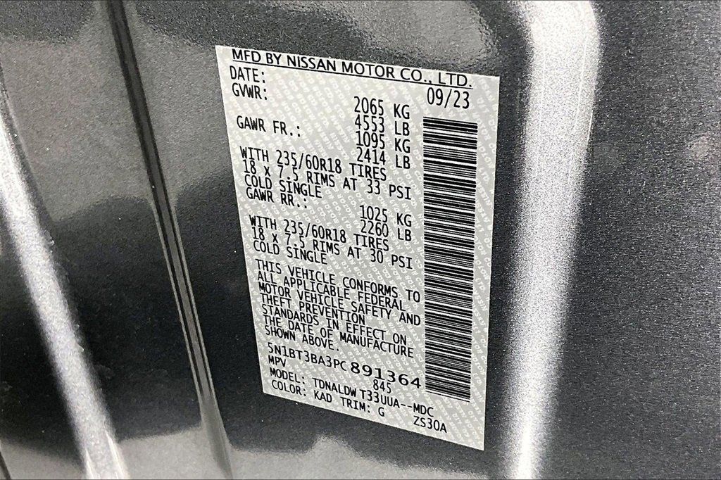 Used 2023 Nissan Rogue SV image 35