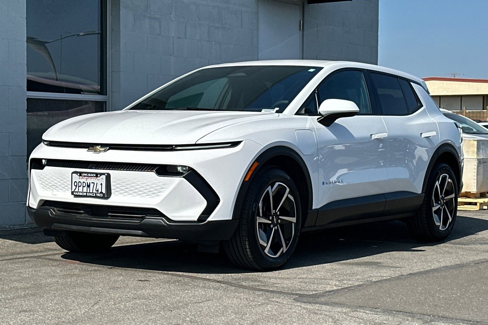 Used 2025 Chevrolet Equinox EV LT image 8