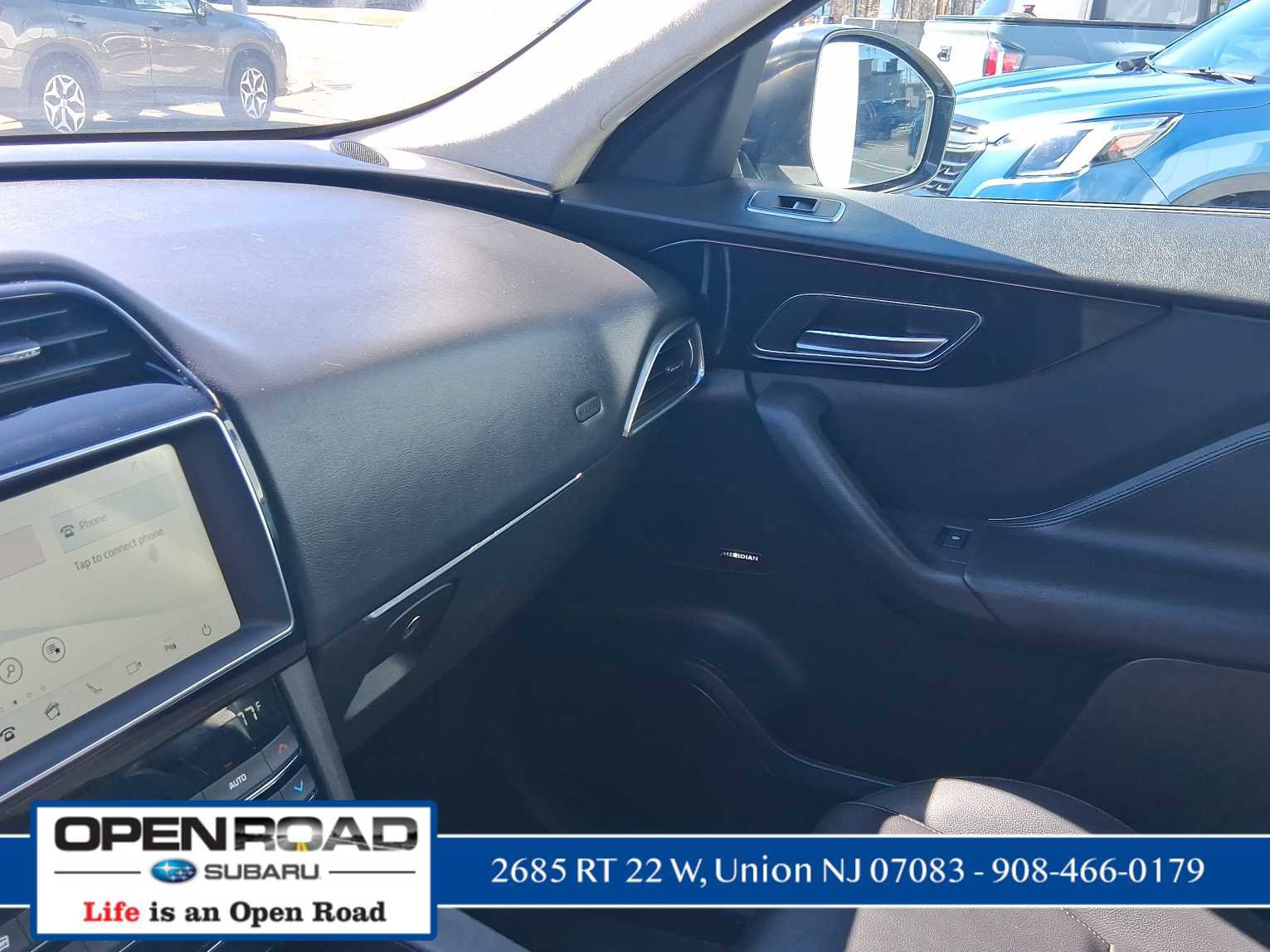 Used 2020 Jaguar F-PACE Premium image 19