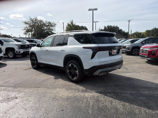 New 2027 Chevrolet Traverse LT w/ Sun and Wheel Package FWD image 8