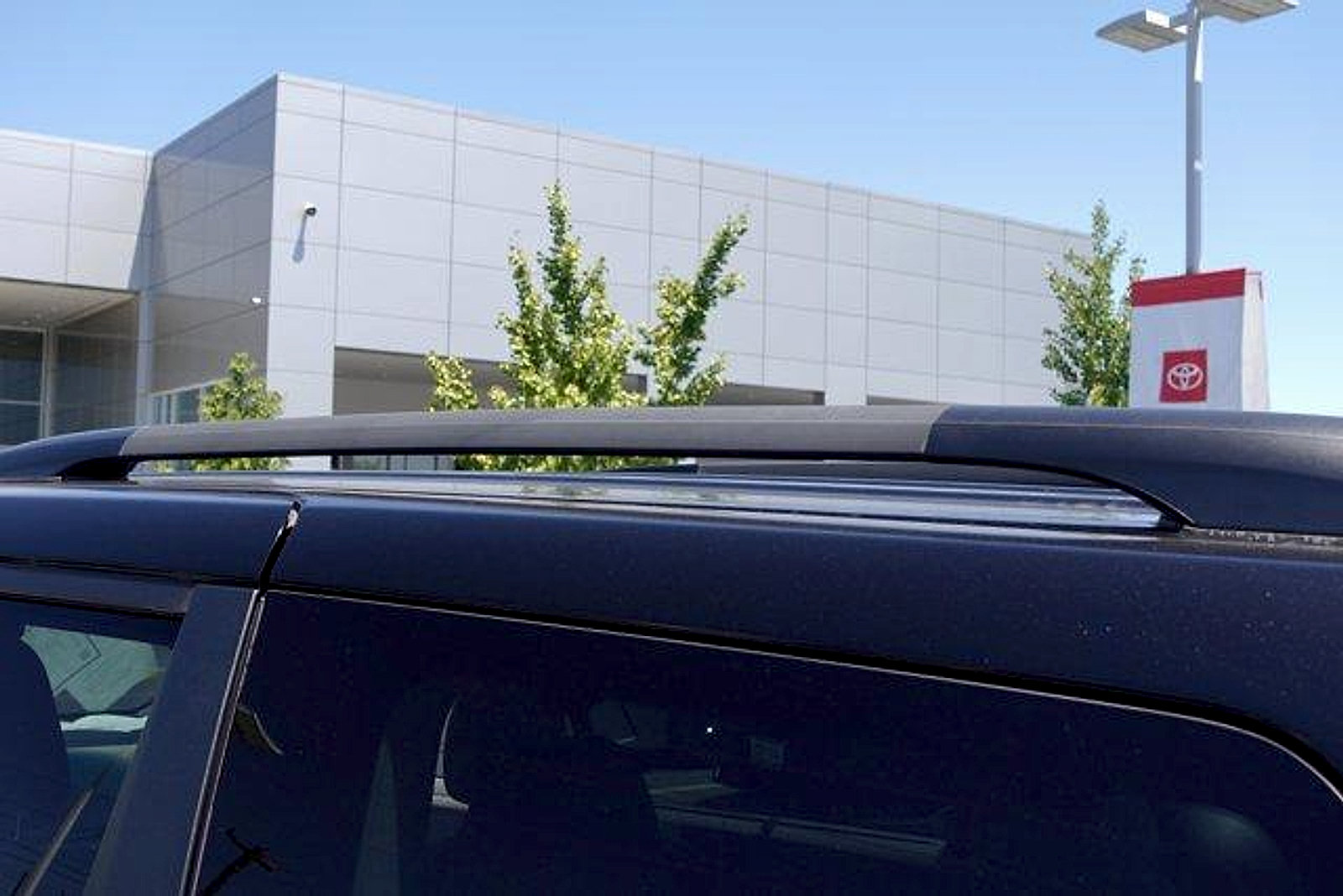 Used 2015 Toyota Sienna LE FWD image 8