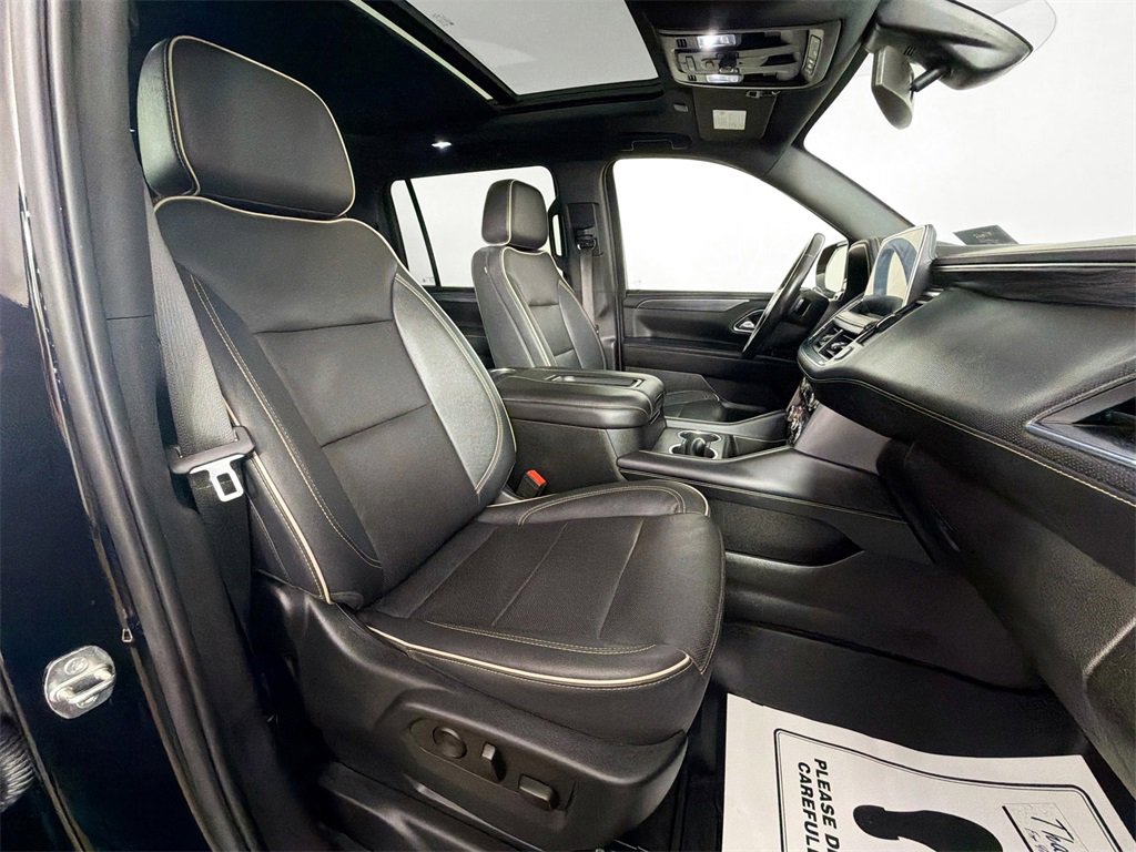 Used 2022 GMC Yukon XL SLT image 28