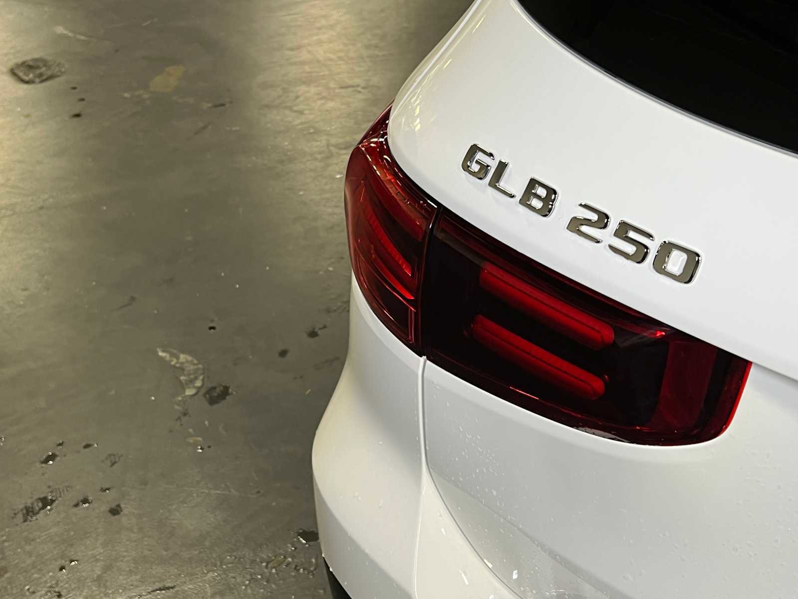 Used 2025 Mercedes-Benz GLB 250 GLB 250 image 15