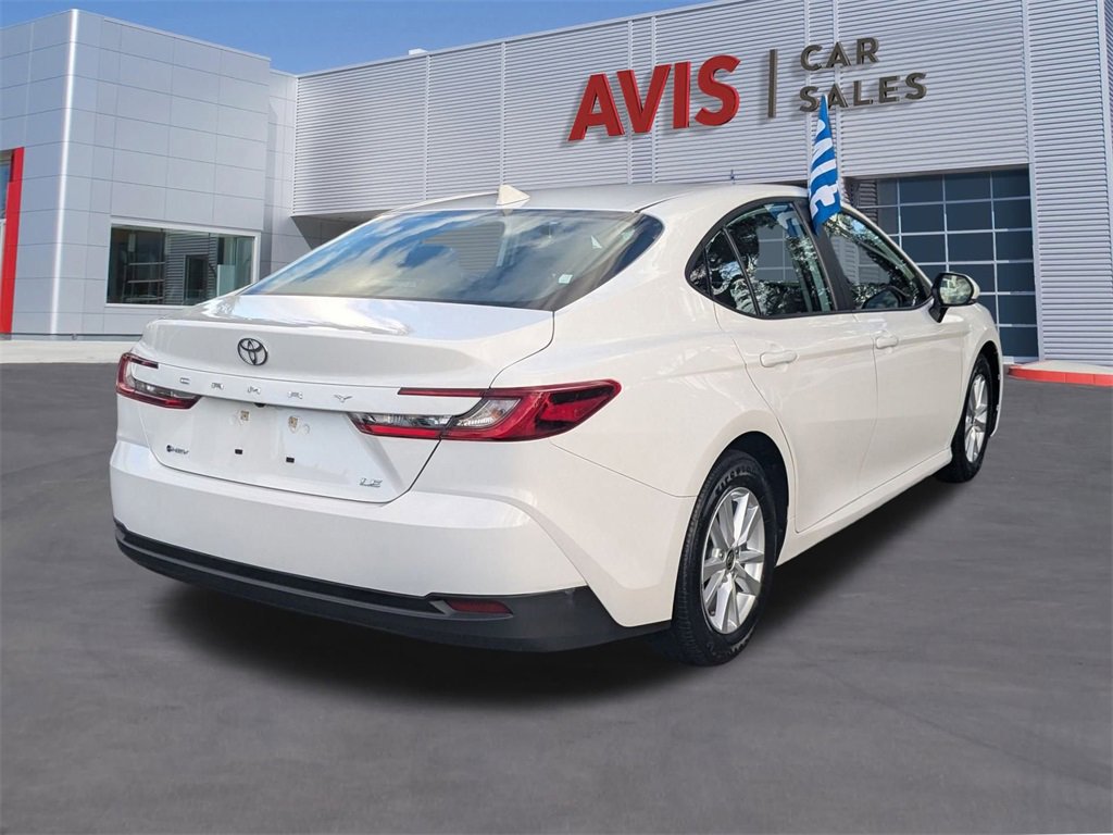 Used 2025 Toyota Camry LE image 6