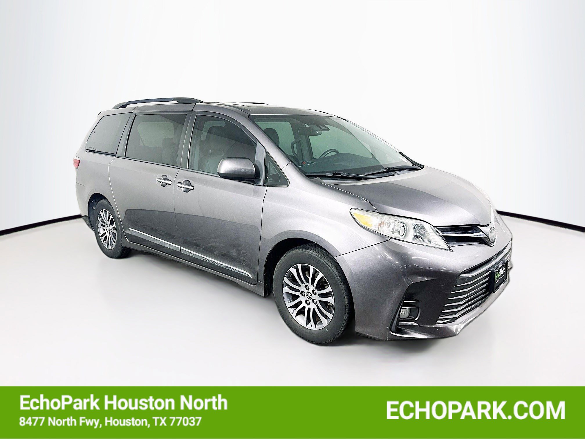 Used 2019 Toyota Sienna XLE