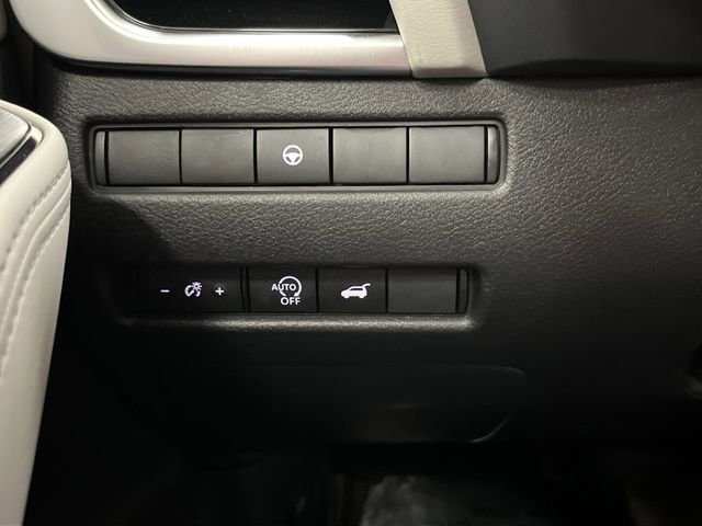 Used 2023 Nissan Rogue SL w/ SL Premium Package image 26