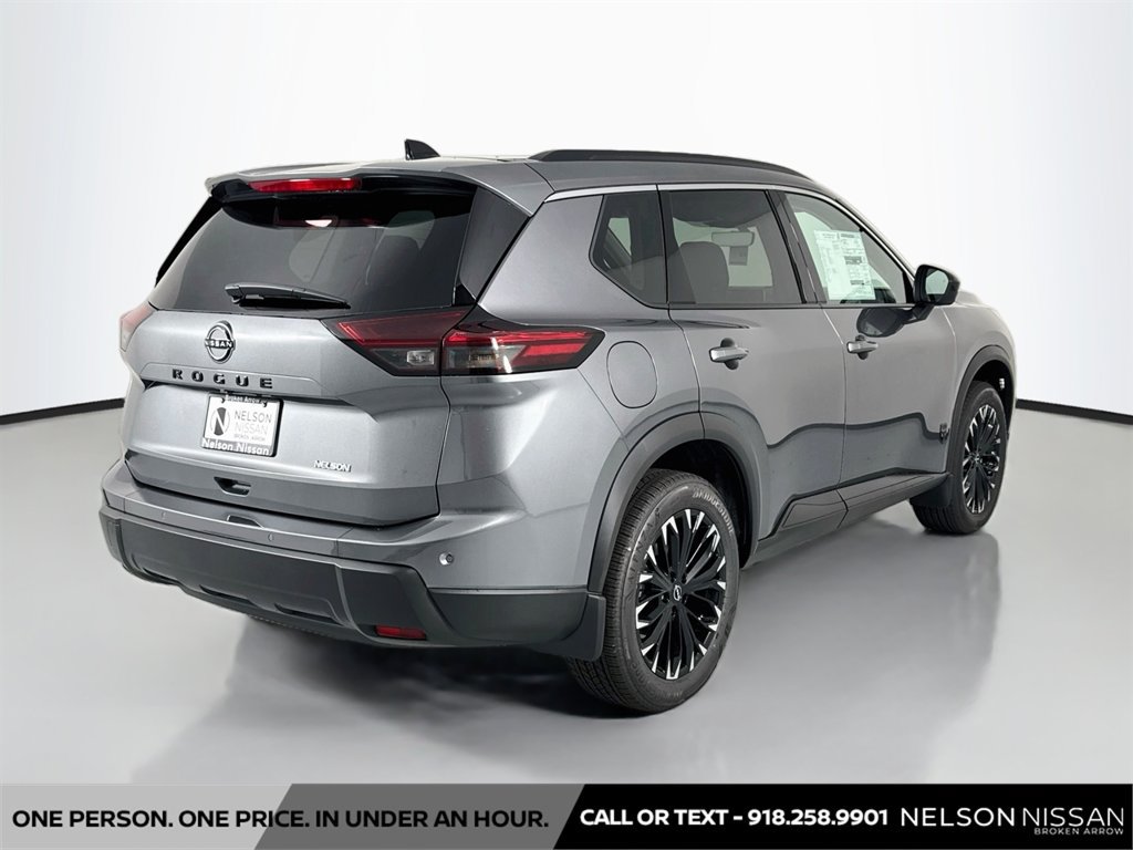 New 2026 Nissan Rogue Dark Armor FWD image 5
