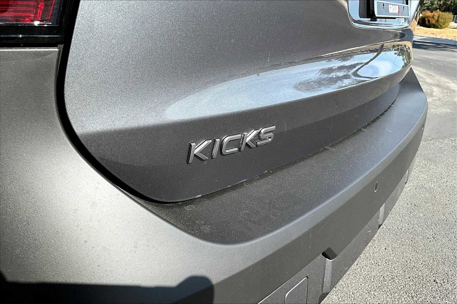 New 2026 Nissan Kicks SR image 15