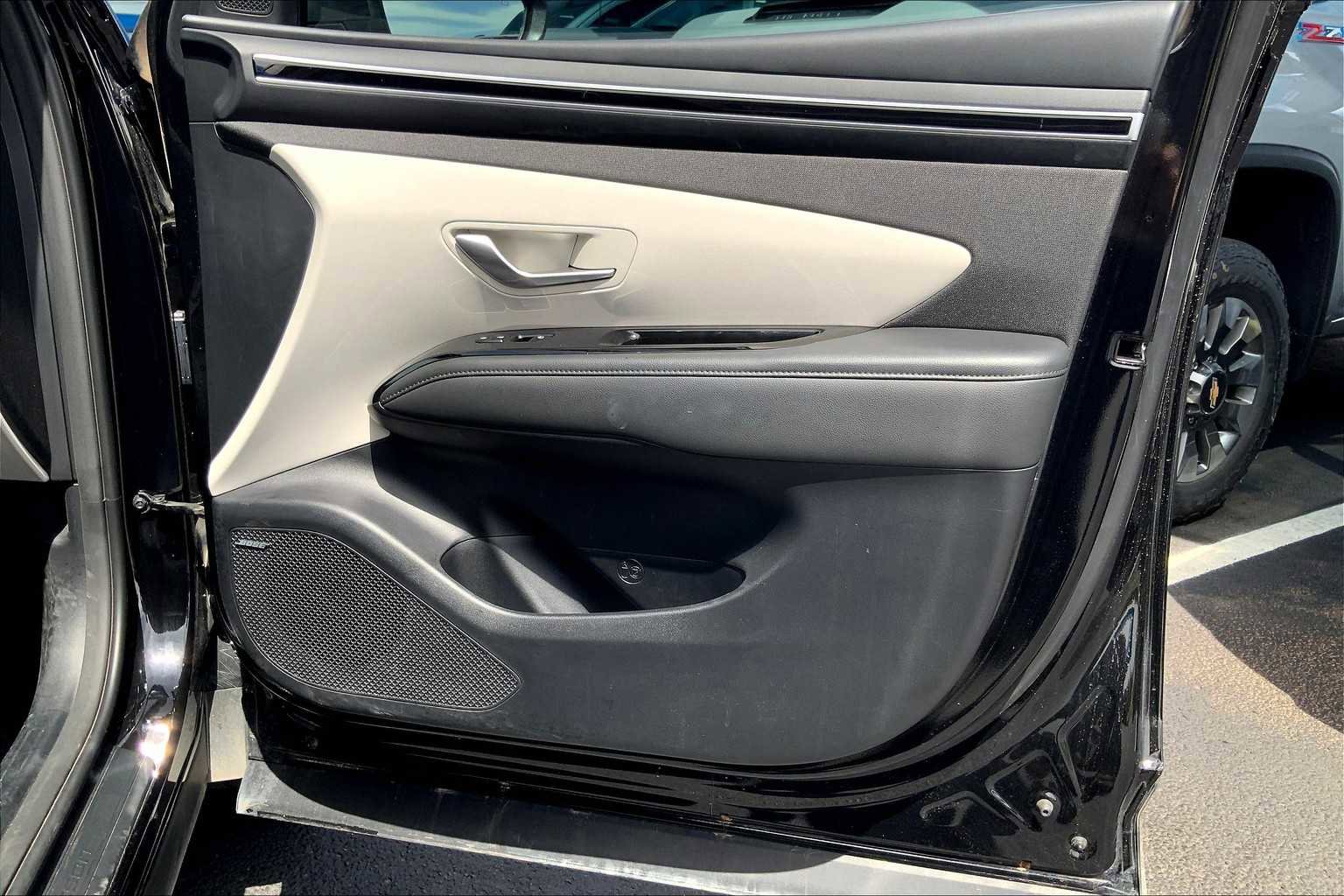 Used 2022 Hyundai Tucson Limited AWD/4WD image 22