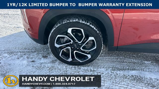 Certified 2024 Chevrolet Trax RS w/ Driver Confidence Package image 9