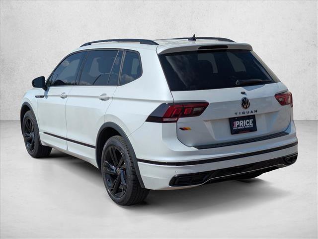Used 2024 Volkswagen Tiguan SE R-Line AWD/4WD image 7