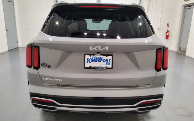 Used 2023 Kia Sorento SX FWD image 13