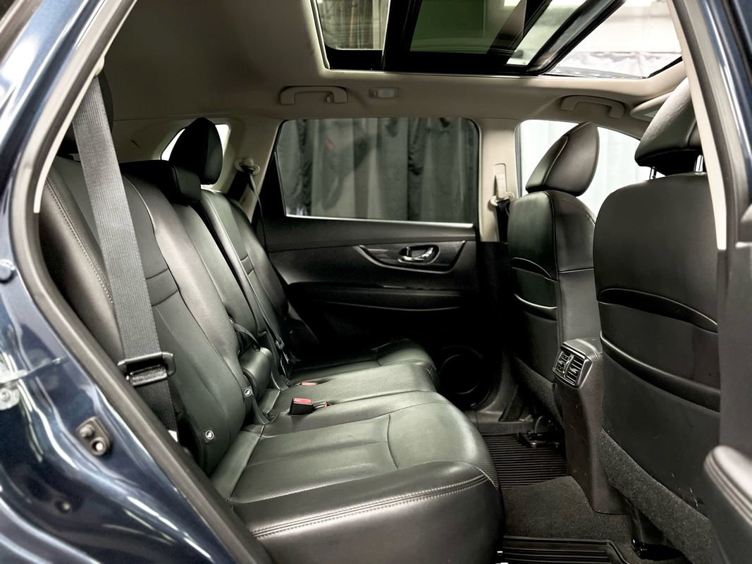 Used 2016 Nissan Rogue SL image 23