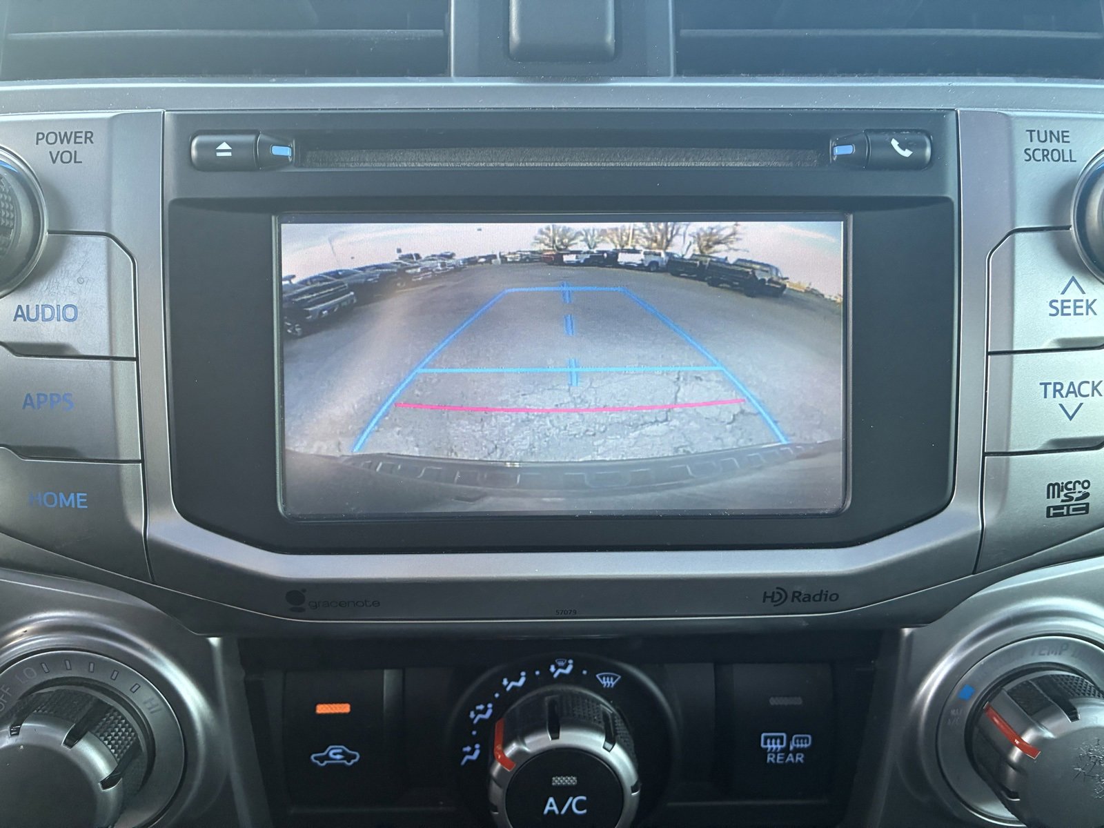 Used 2015 Toyota 4Runner SR5 Premium image 8