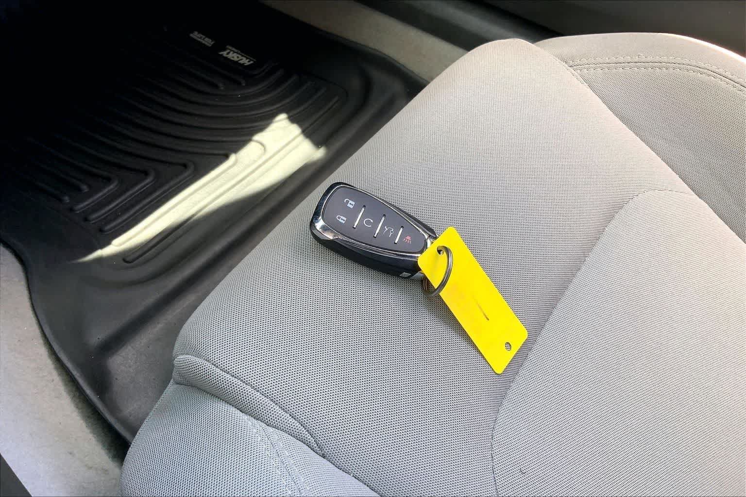 Used 2018 Chevrolet Camaro SS RWD image 18
