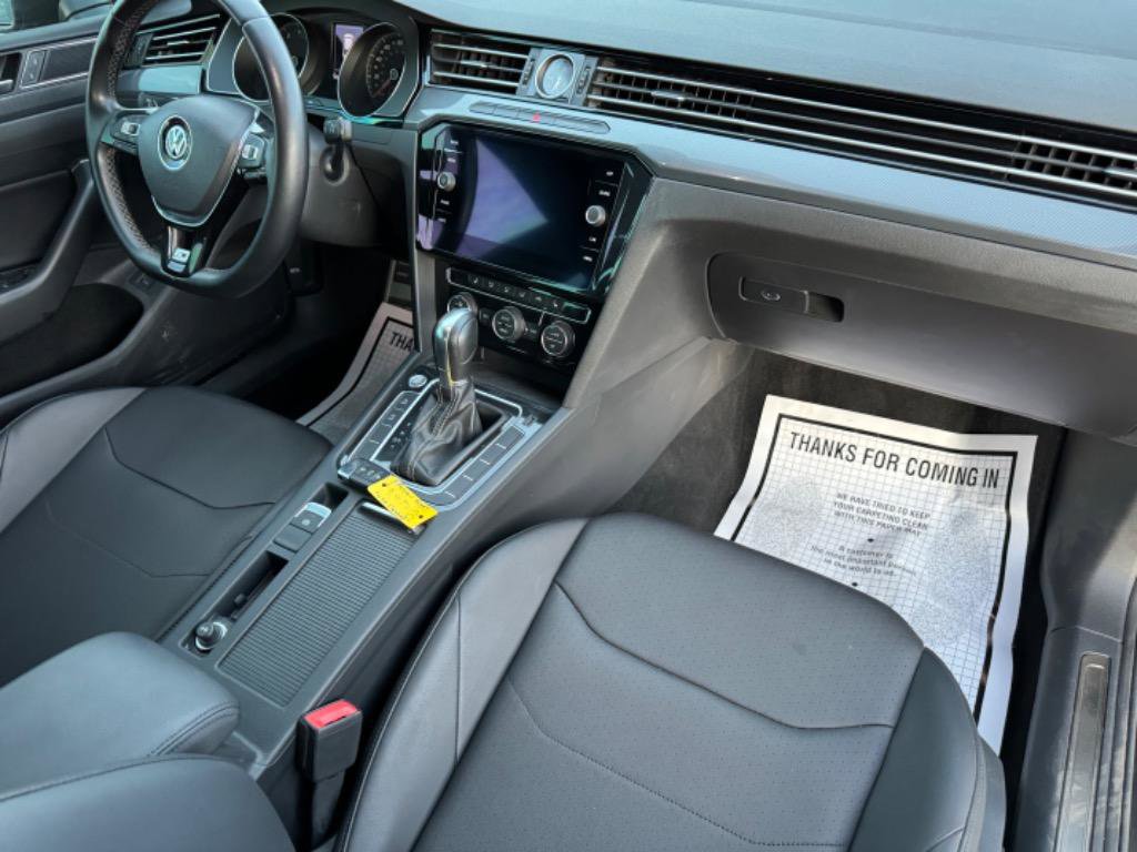 Used 2019 Volkswagen Arteon SE FWD image 16