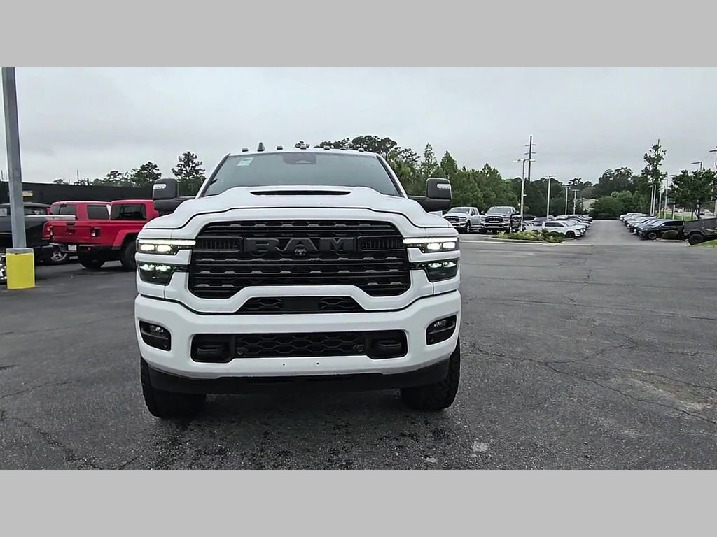 Used 2025 RAM 2500 Limited AWD/4WD image 40