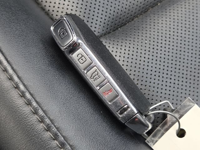 Used 2022 Kia Telluride S AWD/4WD image 36