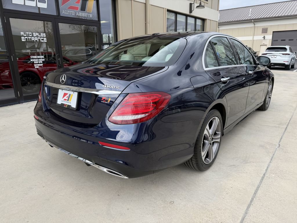 Used 2020 Mercedes-Benz E 350 4MATIC Sedan image 8